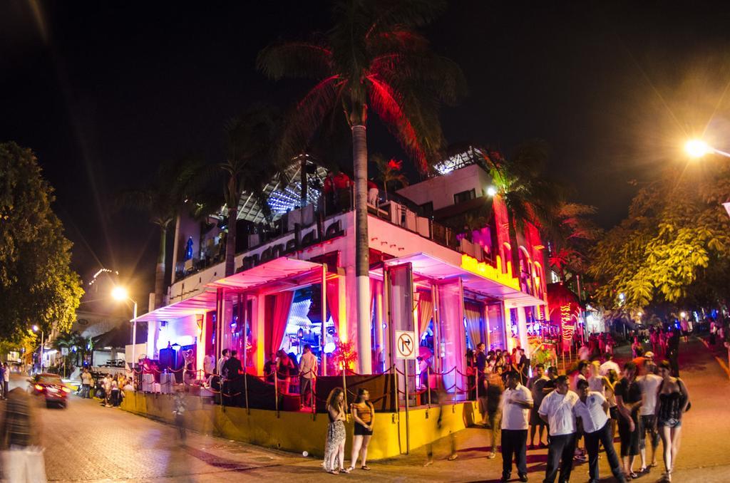 Tropical Casablanca Party Zone Hotel Playa del Carmen Exterior photo